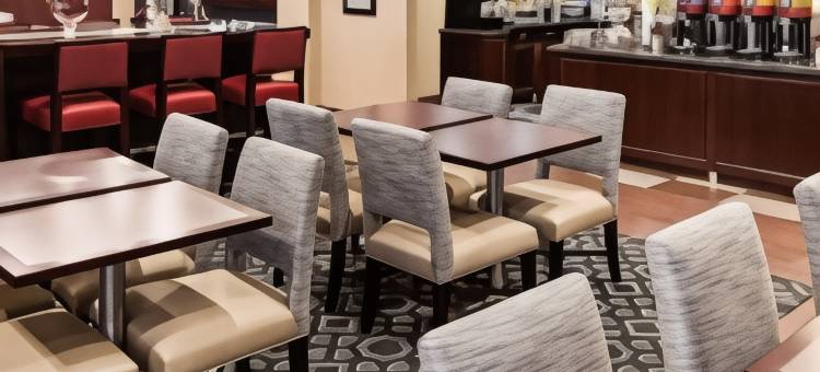 希尔顿欢朋酒店-利特尔顿(Hampton Inn Littleton)图片