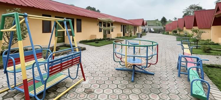 Urbanview Hotel Nerine's Glamping Village Cipanas by RedDoorz图片