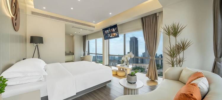 天壹·全景智能酒店(重庆江北国际机场中央公园地铁站店)图片