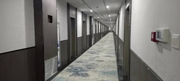 露苗公寓酒店(东街小学店)图片