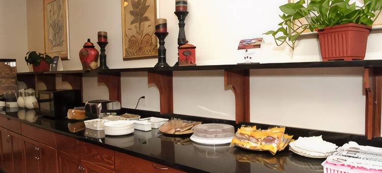 华基尼贝斯特韦斯特优质套房酒店(Best Western Plus Wakeeney Inn  Suites)图片