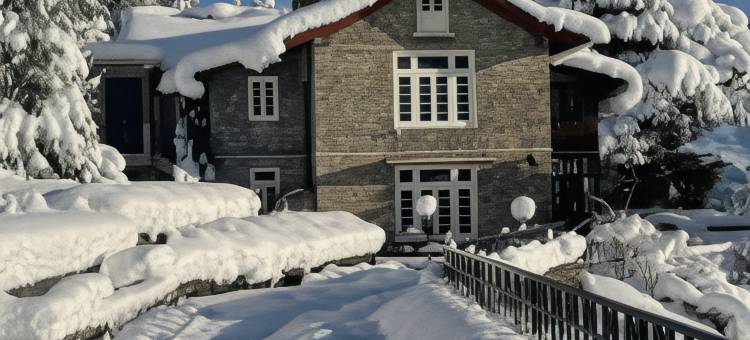 德奥达庄园 - 卡吉亚尔的豪华住宿(Deodar Manor - Guest House Khajjiar)图片