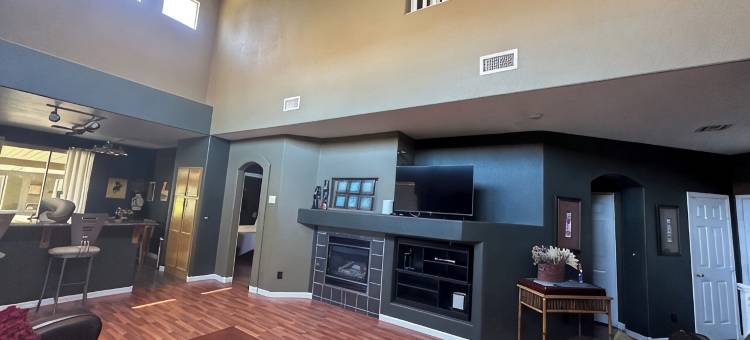 Hidden Gem: “We Stay Here Every Time” • 3Br Next to South Point • Indoor Hot Tub图片