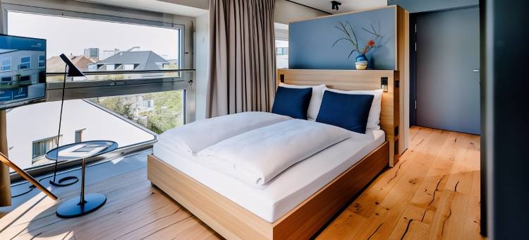 法拉格西 M. 酒店(The Flag West M.)图片