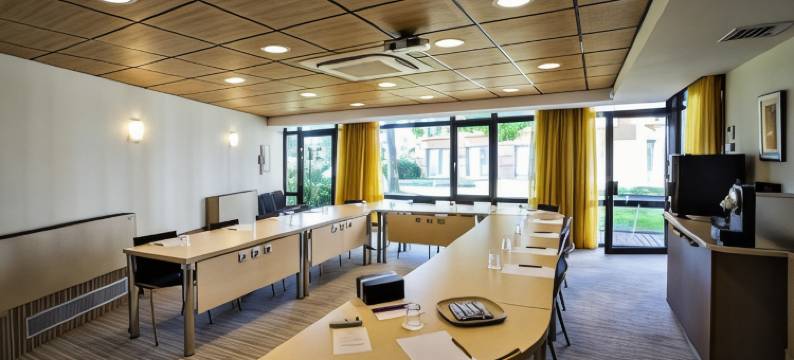 图卢兹塞村高尔夫球场美居酒店(Hôtel Mercure Toulouse Aéroport Golf de Seilh)图片