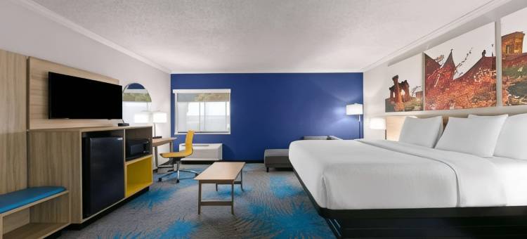 史密斯堡温德姆戴斯酒店(Days Inn by Wyndham Fort Smith)图片