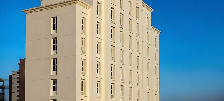 德普里马酒店帕蒂穆拉马卡萨尔(D'Primahotel Pattimura Makassar)图片