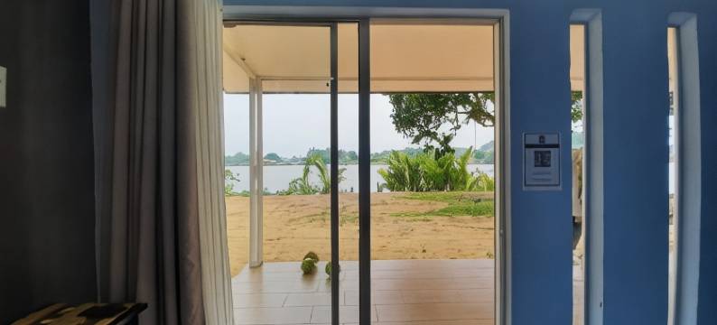 拉贾瓦里河畔休闲木屋(Rajawali Riverside Retreat)图片