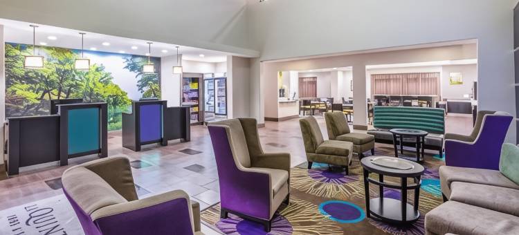 纽布朗费尔斯拉昆塔温德姆套房酒店(La Quinta Inn & Suites by Wyndham New Braunfels)图片