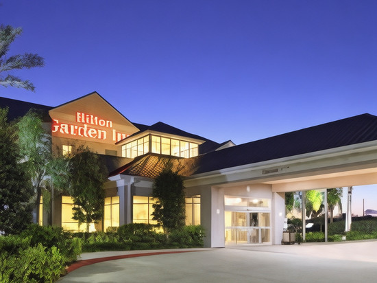 波蒙特希尔顿花园酒店