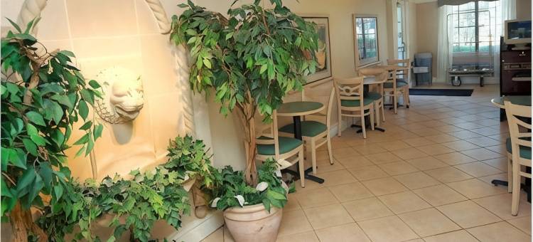 Super 8 by Wyndham Austin South / I-35图片