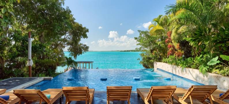 克里斯塔利诺滨海酒店餐厅和SPA(Cristalino Lagoon Front Hotel, Restaurant & Spa)图片