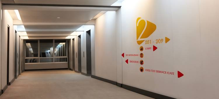 马都拉巴米加三弗朗特万酒店(Front One Hotel Pamekasan Madura)图片