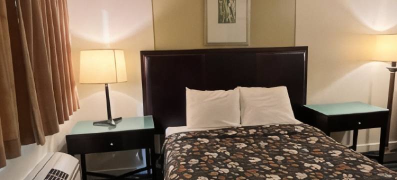 哥伦布汽车旅馆(Columbus Motor Inn)图片