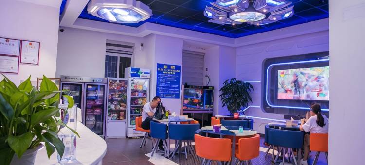 深圳筑梦者遨游太空舱酒店图片