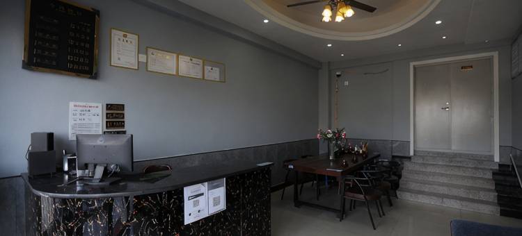 船山区万和宾馆(遂宁站店)图片