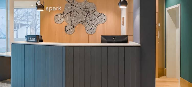 Spark by Hilton Tbilisi Biography图片