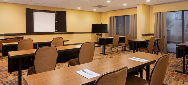 查尔斯顿南岭欢朋酒店(Hampton Inn Charleston-Southridge)图片