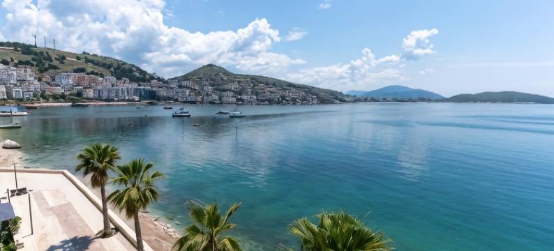 塔泰妮雅酒店(Titania Hotel)图片