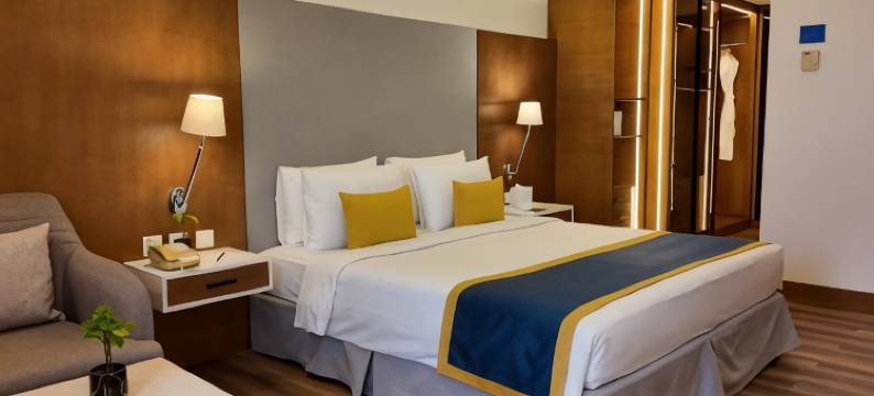 黄金郁金香马斯喀特(Golden Tulip Muscat)图片