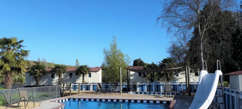 旺阿努伊河十大假日公园酒店(Whanganui River Top 10 Holiday Park)图片