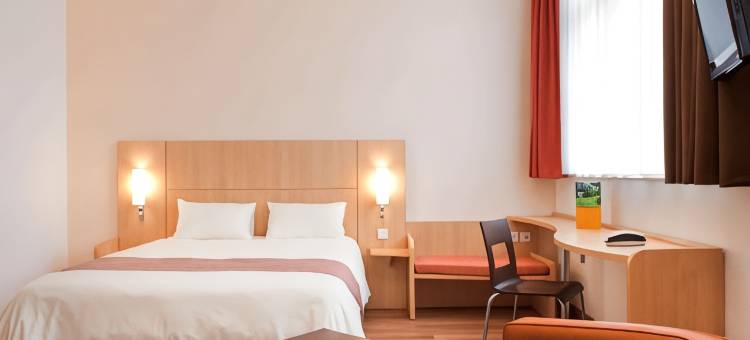 宜必思卡尔斯鲁厄火车总站酒店(Ibis Karlsruhe Hauptbahnhof)图片