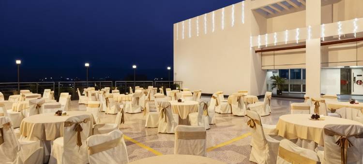 纳维孟买温德姆华美达酒店(Ramada by Wyndham Navi Mumbai)图片