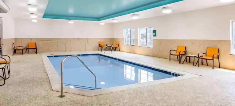 诺福克拉昆塔温德姆套房酒店(La Quinta Inn & Suites by Wyndham Norfolk)图片