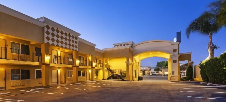 伍德兰希尔斯贝斯特韦斯特酒店(Best Western Woodland Hills Inn)图片