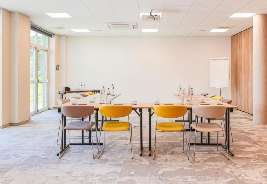 Mercure HAN Sur Lesse Hotel Overview