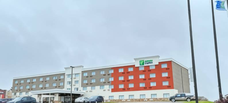 Holiday Inn Express 大瀑布城 by IHG(Holiday Inn Express BIG RAPIDS by IHG)图片