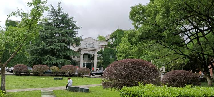 木眺居旅馆(长沙岳麓山高校湖南大学店)图片