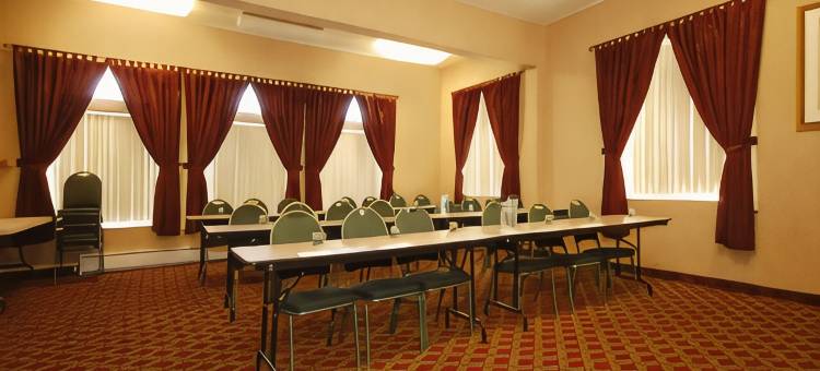 西第蒙贝斯特韦斯特优质套房酒店(Best Western Plus des Moines West Inn  Suites)图片
