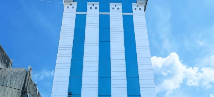 立方体酒店(FabHotel Qube - 800m from Ernakulam Junction South Railway Station)图片