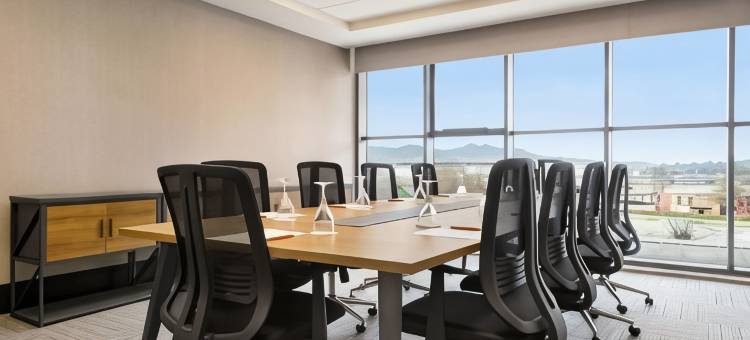 蒂雷温德姆华美达酒店(Ramada by Wyndham Tire)图片