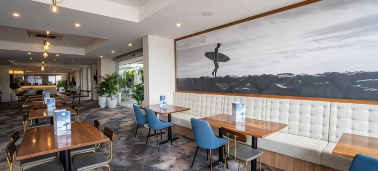 麦夸利湖贝尔山酒店(The Belmont Hotel)图片