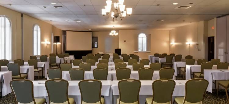 希尔顿安泊酒店-查尔斯顿历史区(Embassy Suites by Hilton Charleston Historic District)图片