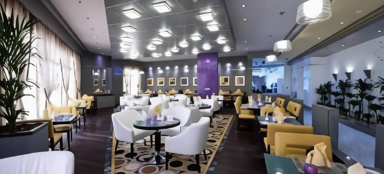 格兰德广场酒店(Grand Plaza Hotel)图片