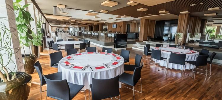 优思明科希策酒店(Hotel Yasmin Košice)图片
