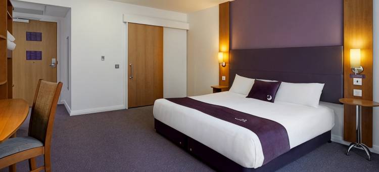 布里真德中央酒店(Premier Inn Bridgend Central)图片