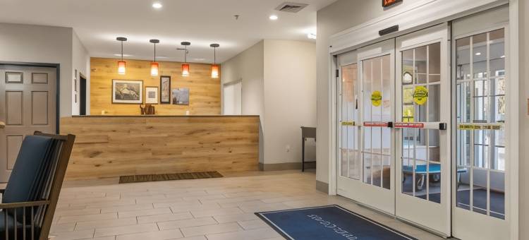 乡村酒店及套房酒店，由卡尔森，阿什维尔巴尔的摩广场(Country Inn & Suites by Radisson, Asheville at Asheville Outlet Mall, NC)图片