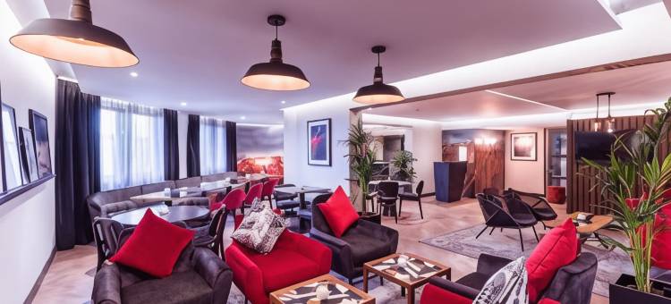 伦敦希思罗丽芮酒店(Radisson Red Hotel London Heathrow)图片