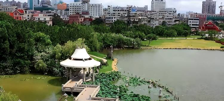 芊朵·国际公寓(喜荟城购物广场东湖公园店)图片