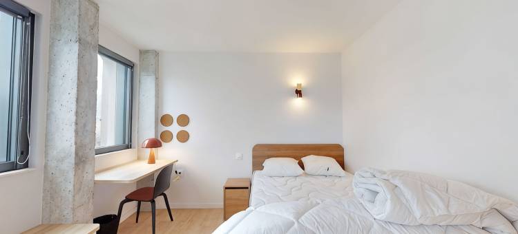 Room 1107 in a premium residence- Sport/Laundry图片