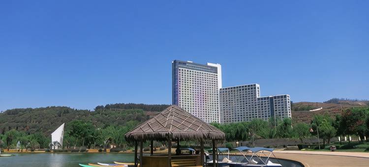 抚仙湖蓝岸度假酒店(月亮湾公园店)图片