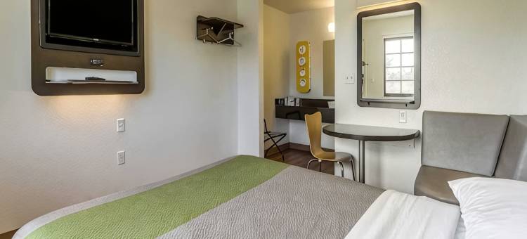 德州，6号汽车旅馆套房埃尔帕索东部(Motel 6 Suites El Paso East, TX)图片