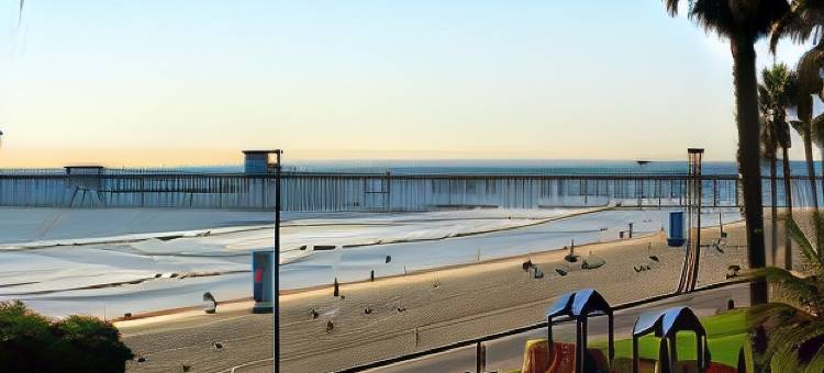 Holiday Inn 欧申赛德码头(Holiday Inn Oceanside Camp Pendleton Area)图片