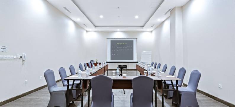 格兰德惠斯梅加马斯玛纳多(Grand Whiz Megamas Manado)图片