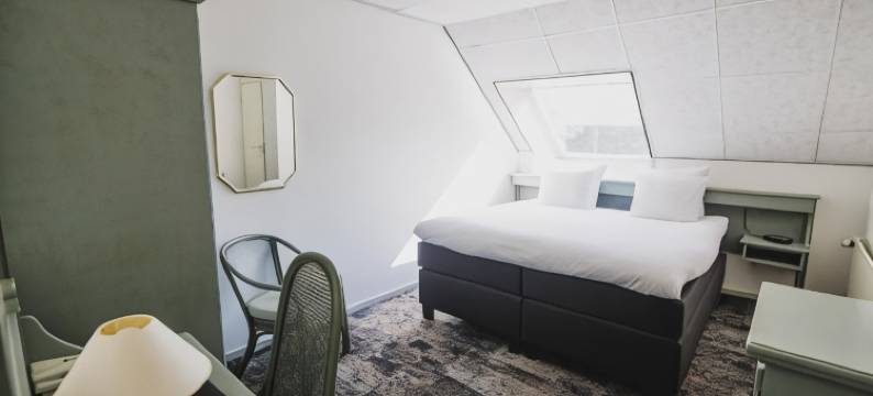 酒店，运动酒吧及Dorhout Mees黄铜餐厅(Hotel Sportsbar & Brasserie Dorhout Mees)图片