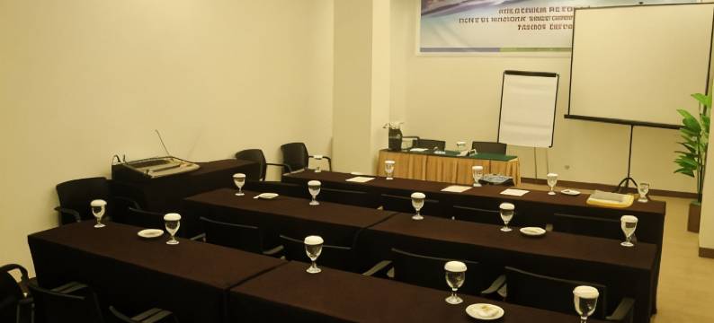 美娜多普里特级酒店(Top Hotel Manado by Gran Puri)图片